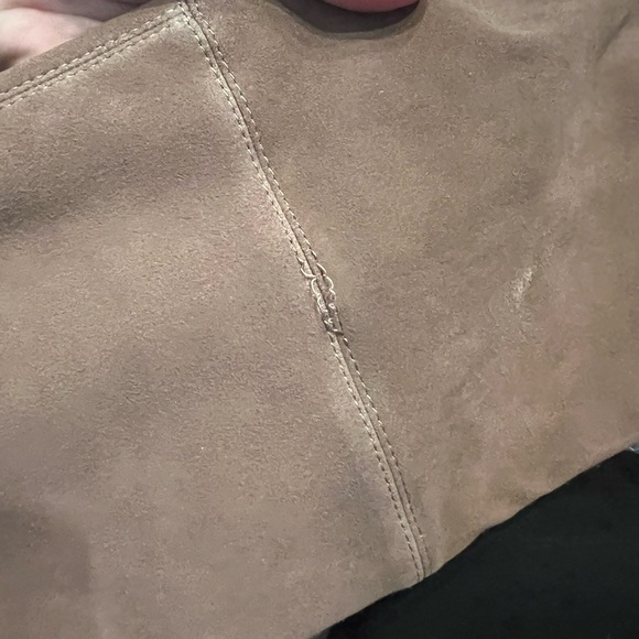 NEW IN BOX Stuart Weitzman Genna 25 City Boot Over the Knee Tall Taupe 8 Heel - Picture 3 of 13